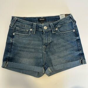TRUE RELIGION Shorts Jennie Curvy Mid Rise Super Skinny Raw Roll Hem Medium Wash